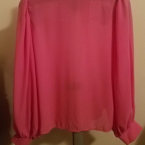 5โญRated๐ผSale! Hot Pink Lantern Sleeve Blouse Tie - Picture 8 of 8